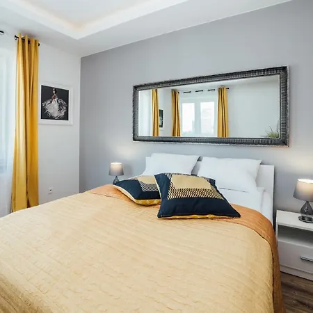 Comfort Pilsudskiego 아파트 그디니아